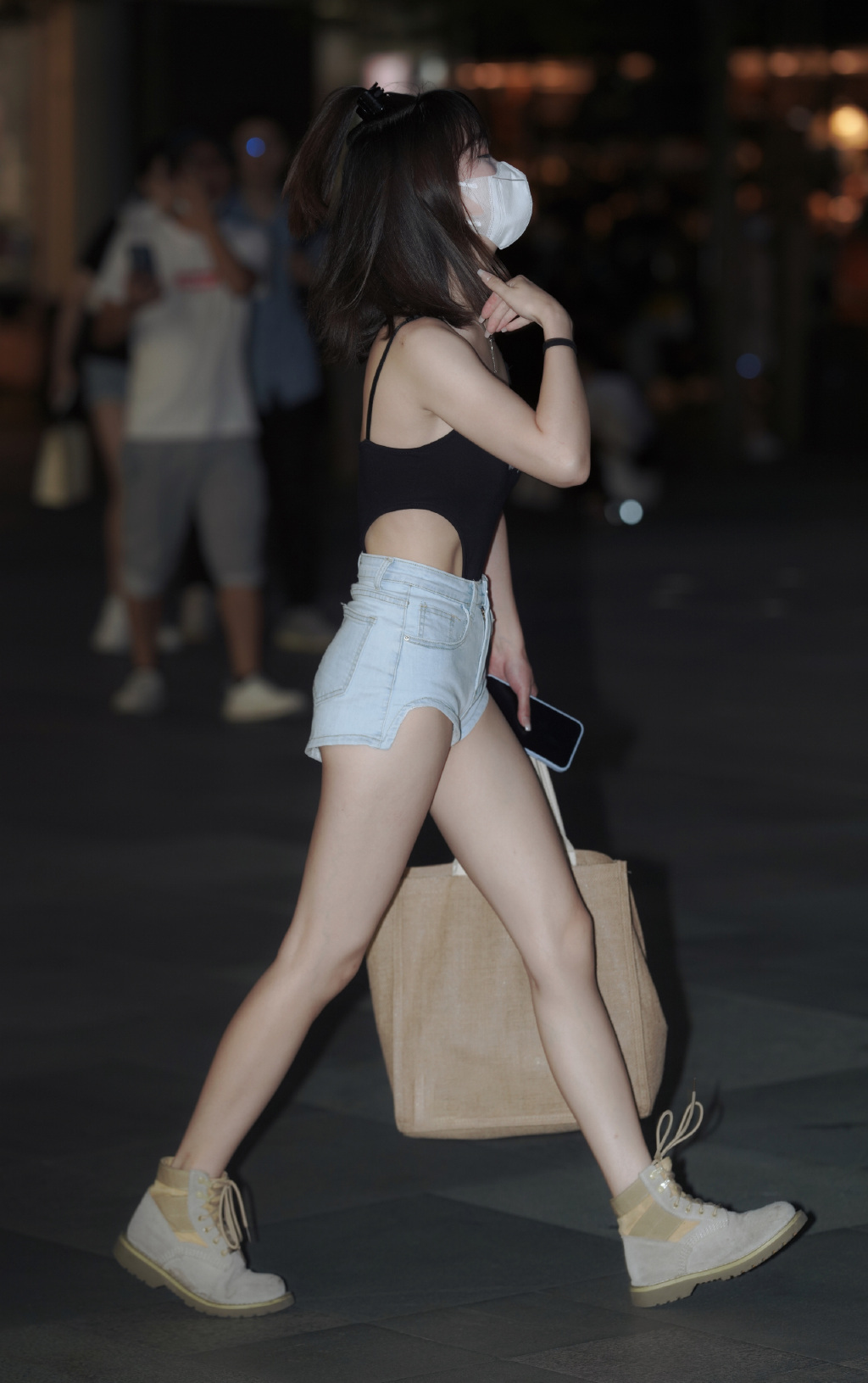 各色美女，白的白，大的大-美美写真