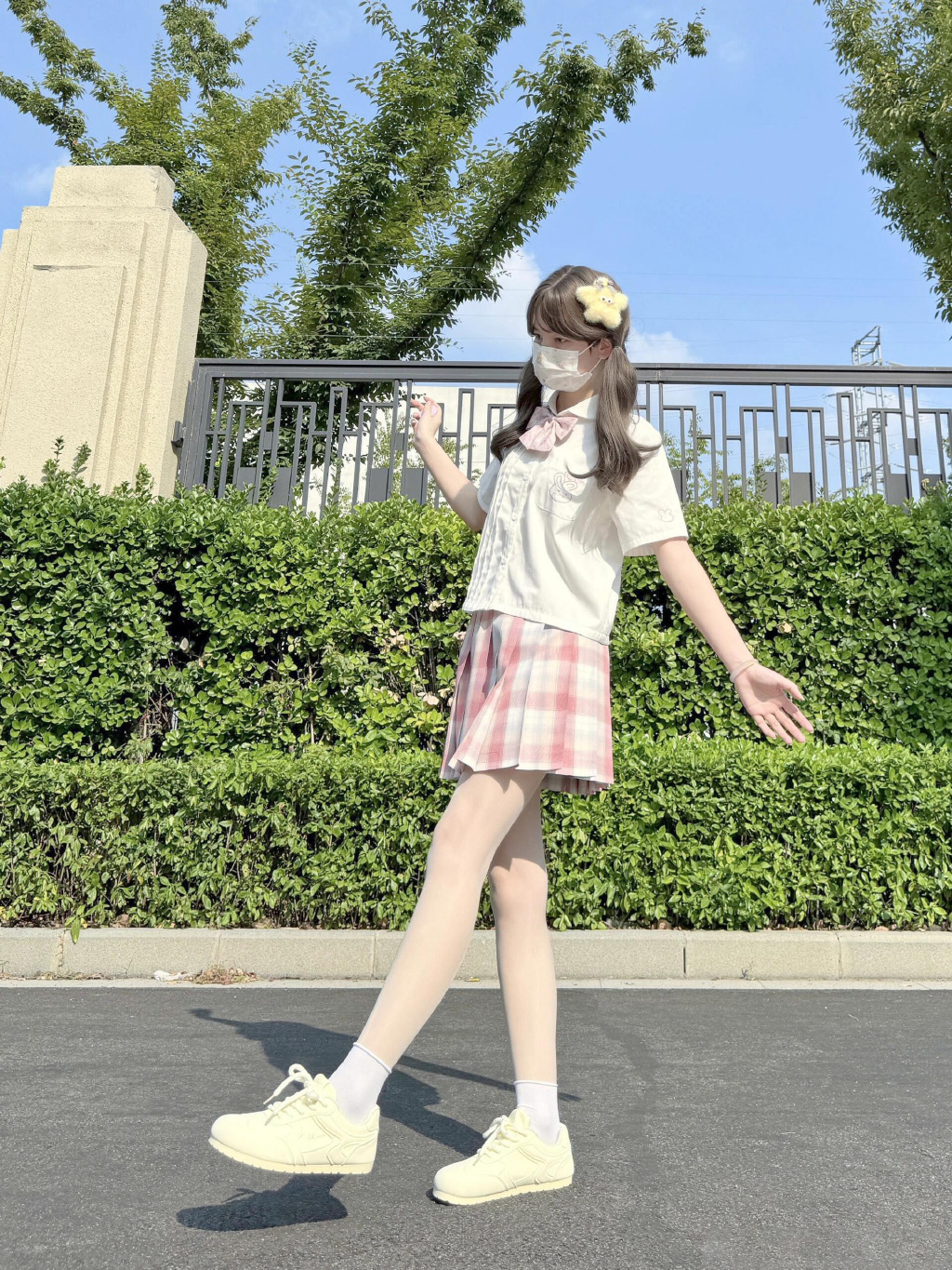 原来你们喜欢这种，可爱少女粉色系-美美写真